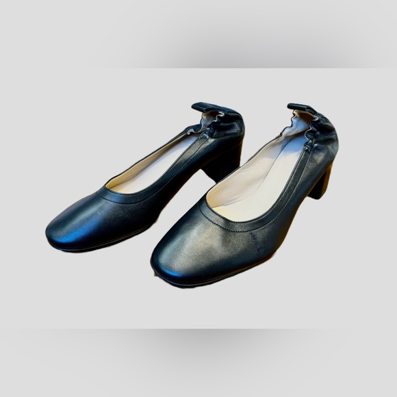 NWOB Everlane The Italian Nappa Leather Day Heel in Black, Size 7 - Picture 5 of 16